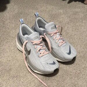Nike Invincible 3 Women's Running Shoes